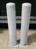 Afschermpaal 219x4,5x1250 mm. op voetplaat thvz
