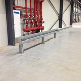 Beschermingsrail Type B 1-hoog 700mm voetplaat stijlen