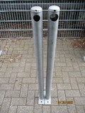 Leuningstaander lengte 1130mm op Voetplaat vv Gat (2 stuks)